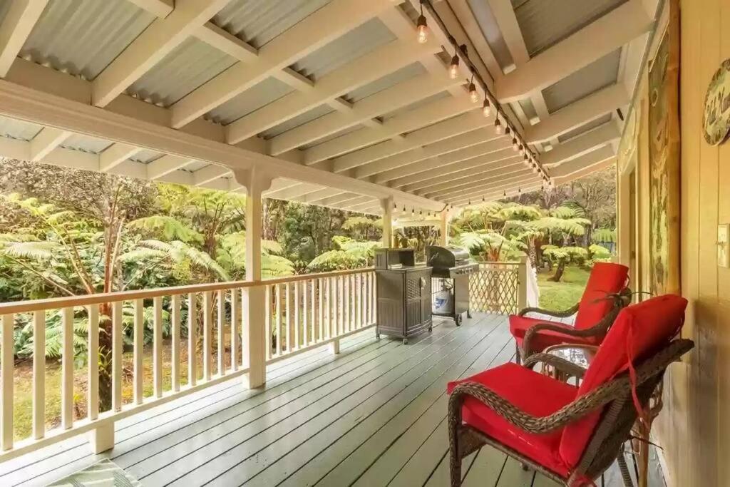 Hau'Oli Place Tiki Cottage In โวลคาโน ภายนอก รูปภาพ
